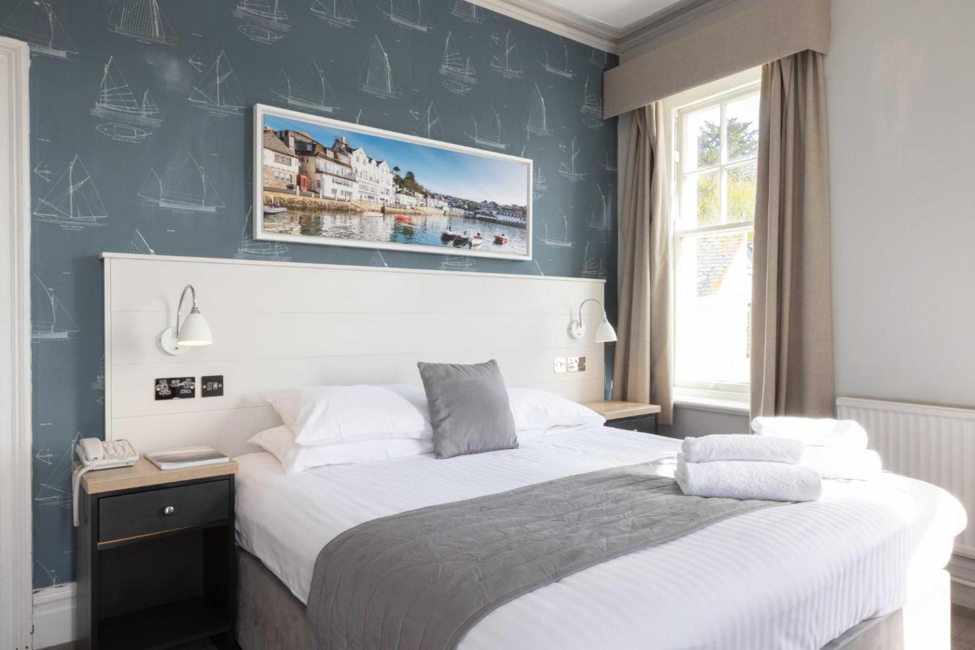 Ship And Castle Hotel St Mawes Extérieur photo